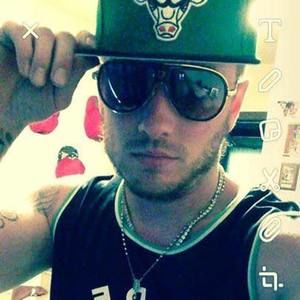 Meet your Posher, Tyler